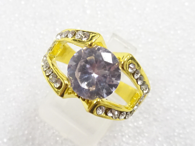 JAPANESE KIMONO / ANTIQUE CRYSTAL RING (SIZE 18.5)